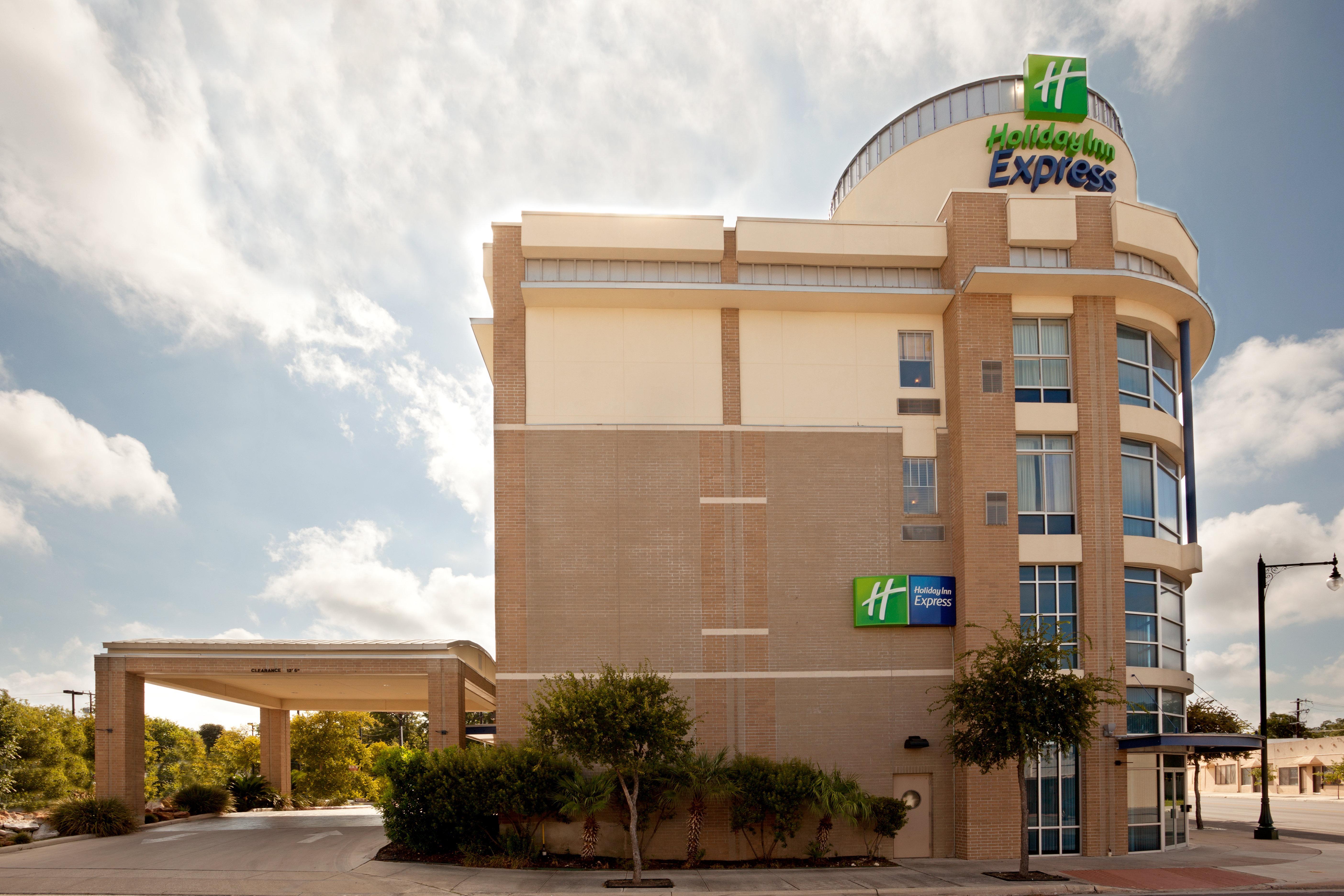 Holiday Inn Express Hotel & Suites San Antonio - Rivercenter Area By Ihg Exteriér fotografie
